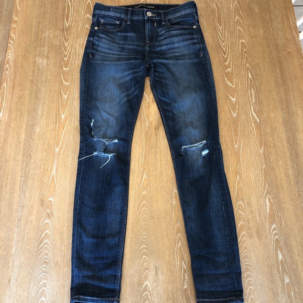 Express distressed mid-rise jean legging